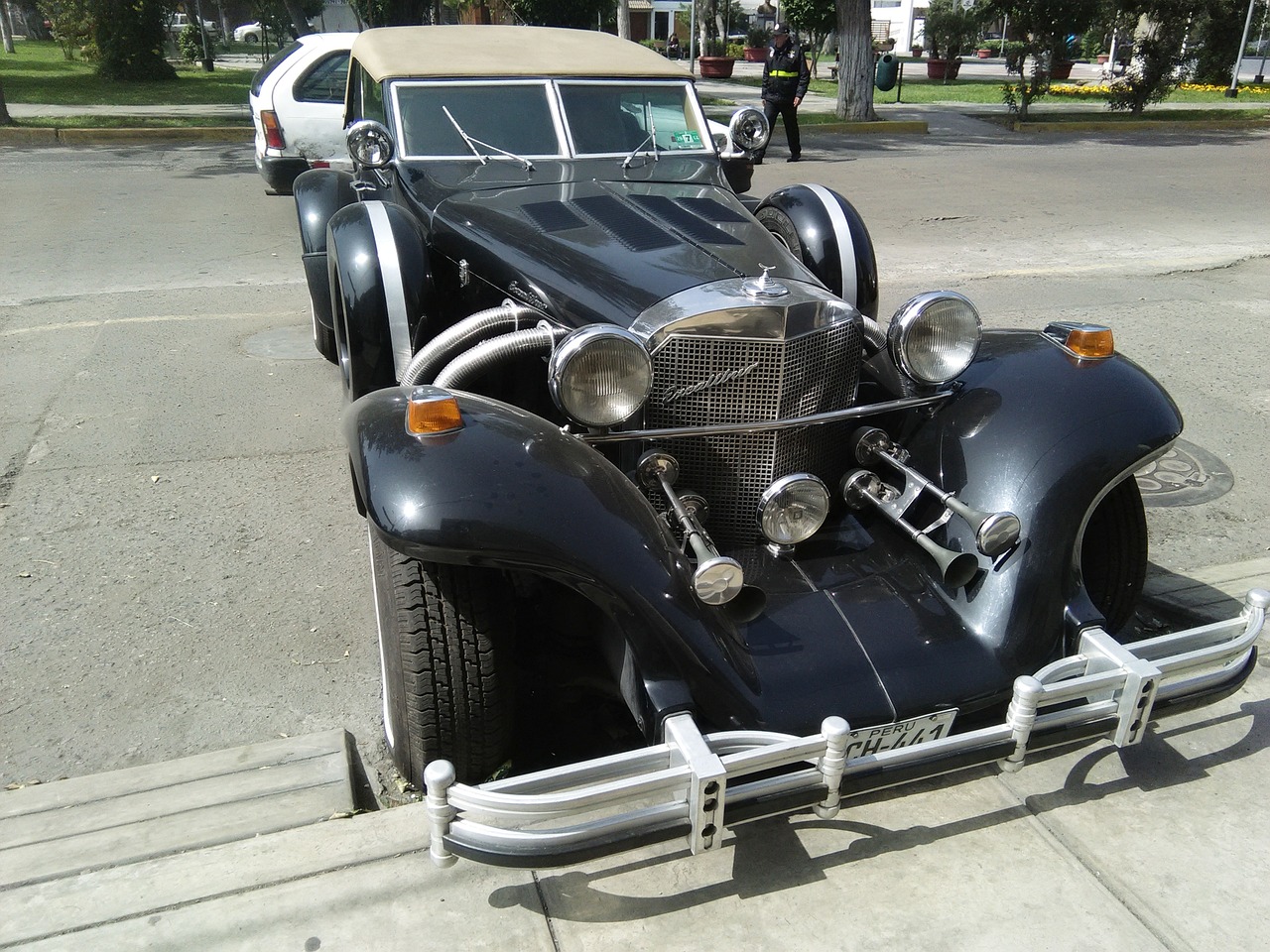 寧波二手車交易市場(chǎng)，繁榮車市中的交易舞臺(tái)